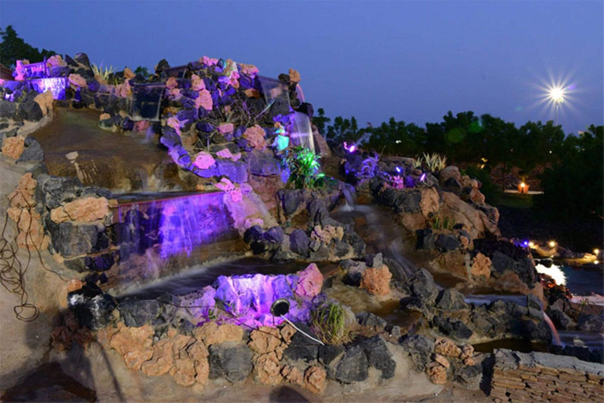 Regenta Resort Bhuj By Royal Orchid Hotels Limited Exteriér fotografie