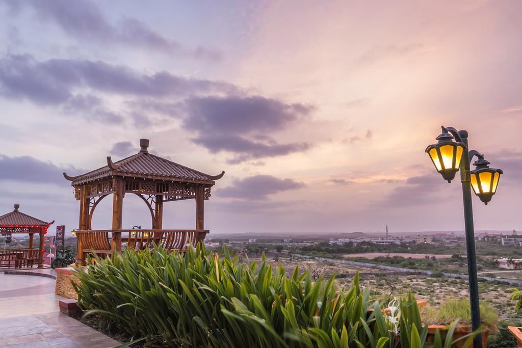 Regenta Resort Bhuj By Royal Orchid Hotels Limited Exteriér fotografie