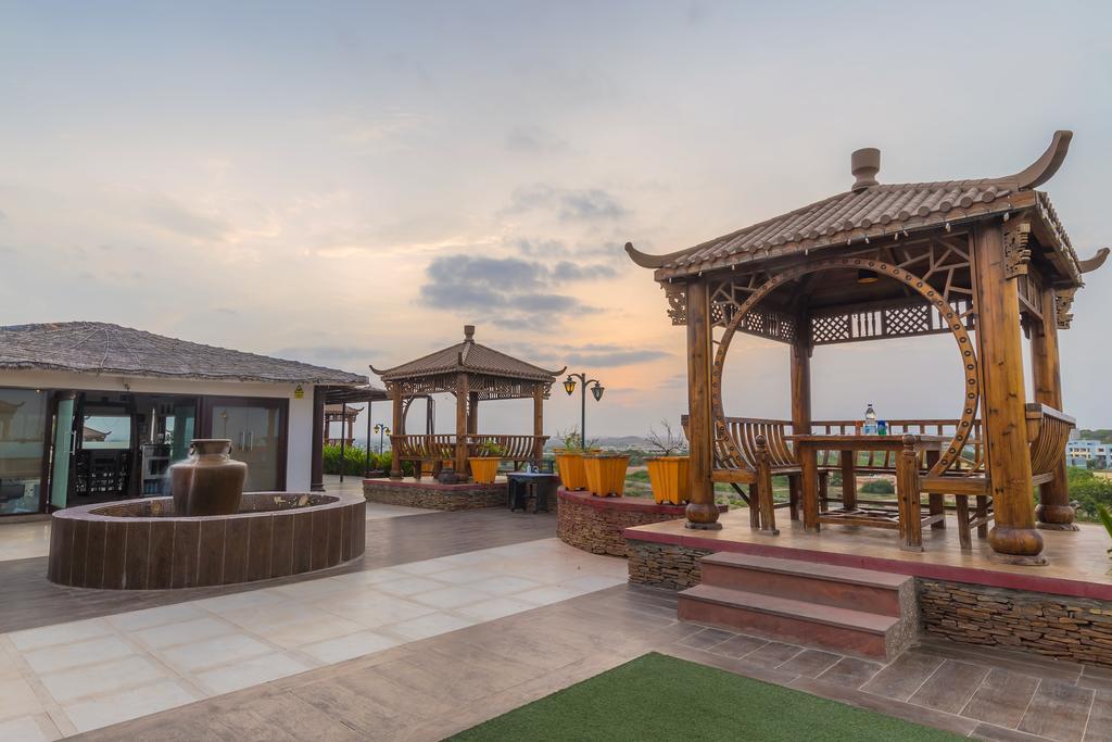 Regenta Resort Bhuj By Royal Orchid Hotels Limited Exteriér fotografie