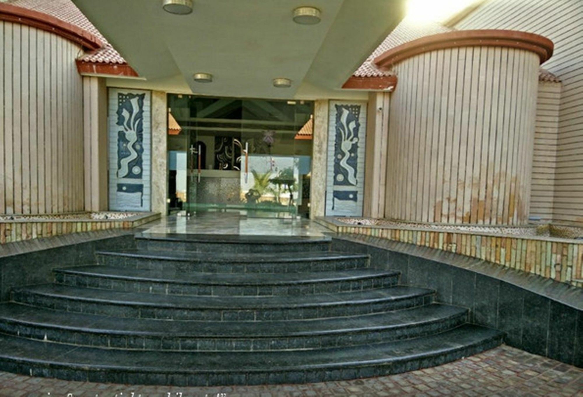 Regenta Resort Bhuj By Royal Orchid Hotels Limited Exteriér fotografie